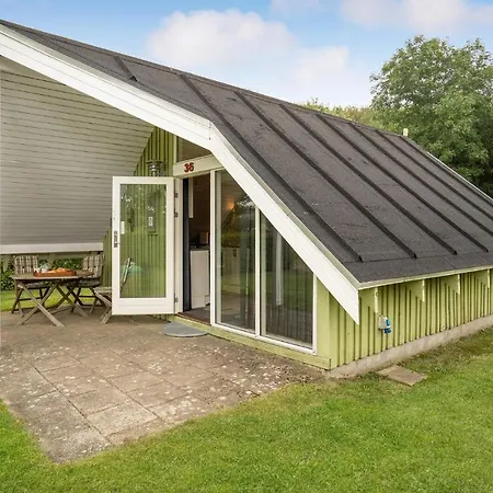 Casa vacanze 1 Bedroom Stunning In *