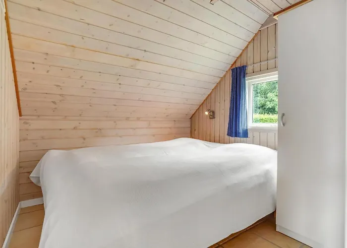 1 Bedroom Stunning In