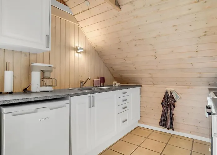 1 Bedroom Stunning In